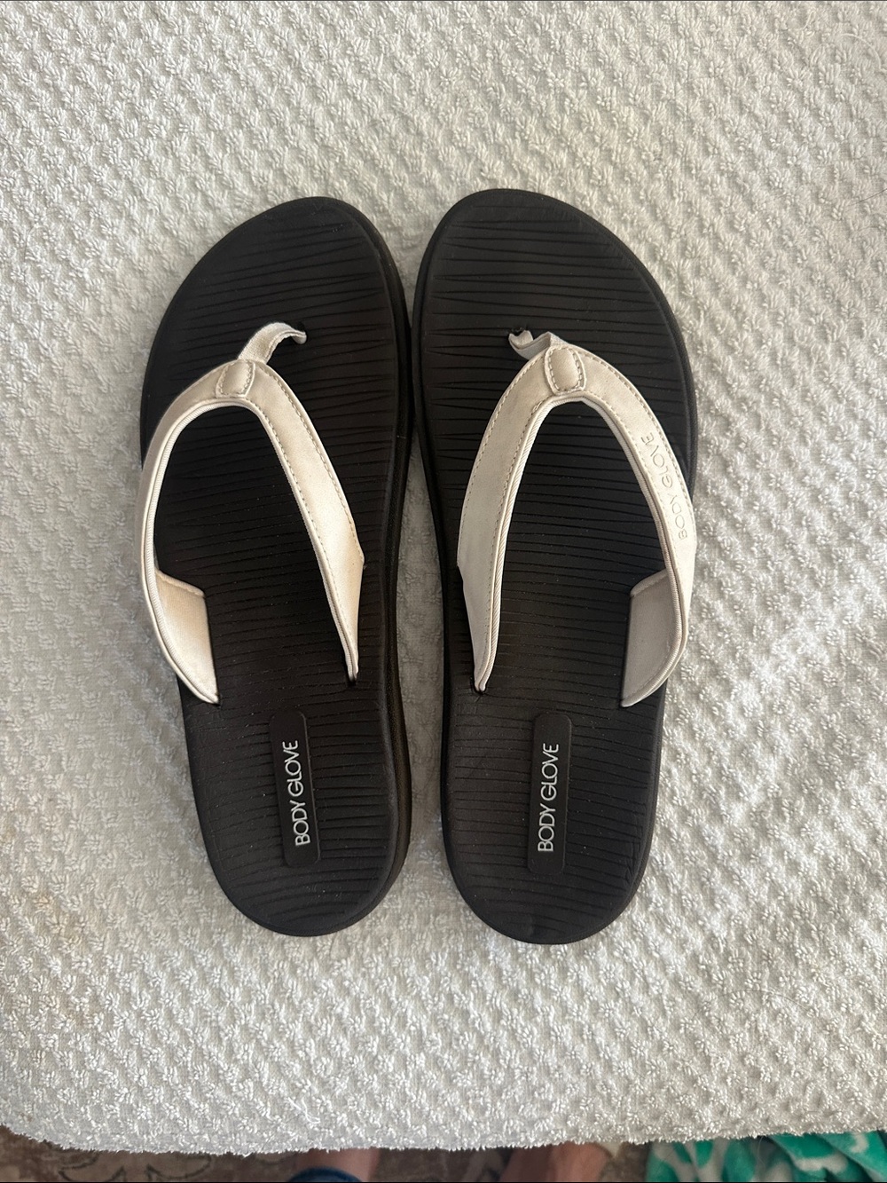 Body Glove Kids Black Flip Flops with Cream Straps
